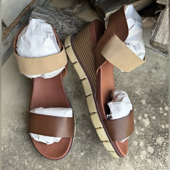 MIA women’s Adley wedge sandal in brown & tan Sz-7.5.  K - Picture 13 of 14